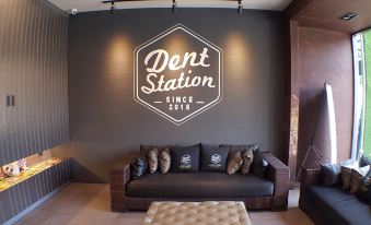 Dent Station Resident