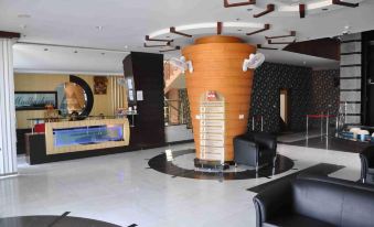 Hotel Madhushree