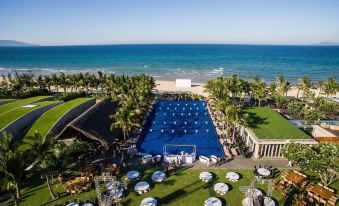 Luxury Pool Villa Resort
