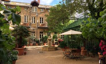 Garden Living - Boutique Hotel