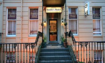 Smiths Hotel