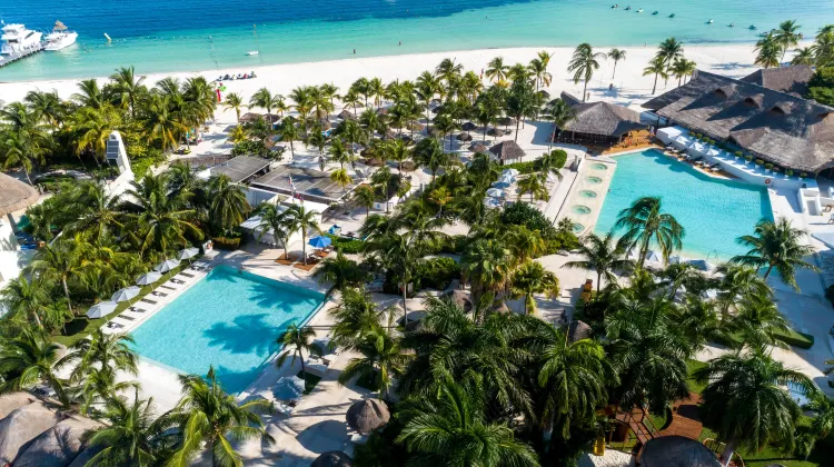 InterContinental Presidente Cancun Resort Exterior