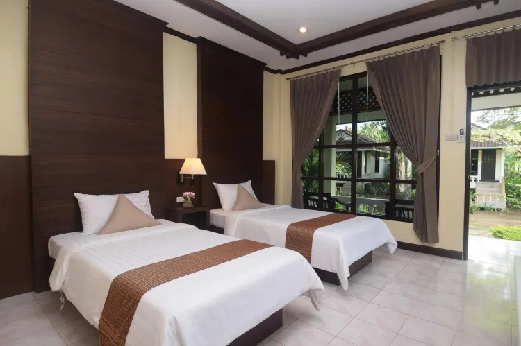Deluxe Bungalow with Garden View 2 Single bed Non smoking