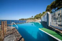La Résidence du Provençal · 23 appartements et 2 Restaurants · Var