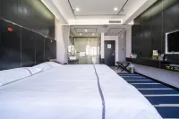 Hotels in Yiningbaiman