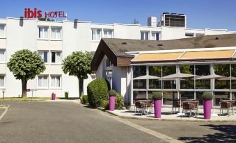 Ibis Chartres Ouest Luce