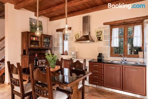 两卧室别墅，带壁炉