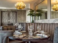 Boulevard Hotel