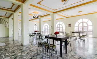OYO 60753 Paradise Luxury Home Stay - Housity