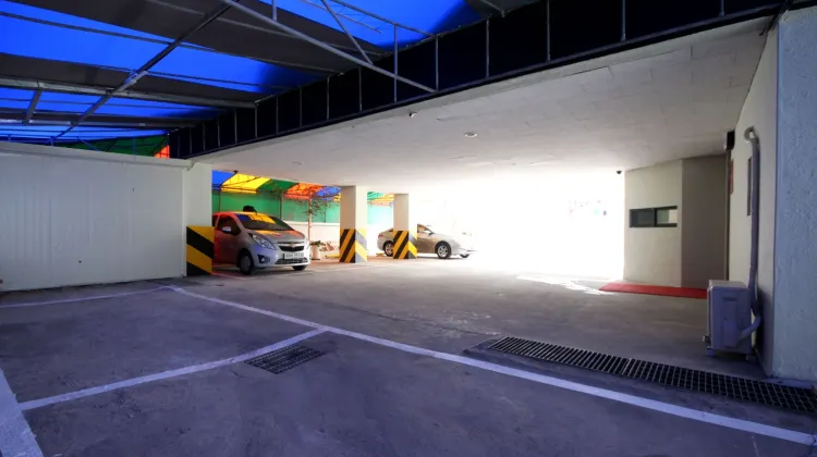 Gwangju Sangmu Apple 食事・レストラン