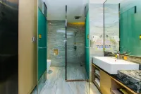 Hejing County Aipai Hotel (County People's Hospital)