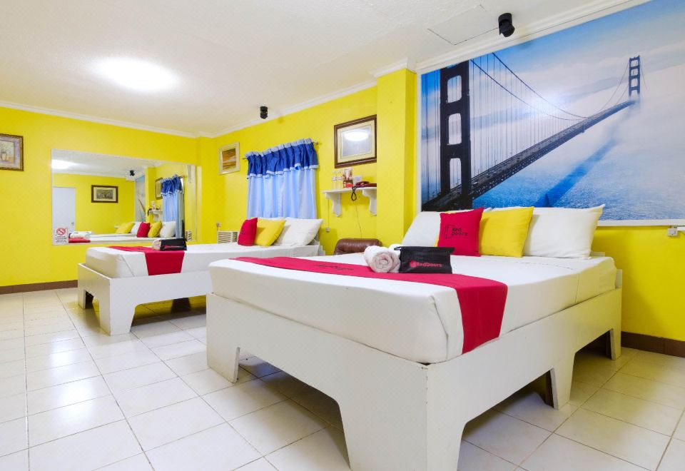 RedDoorz Plus @ Barretto Beach Olongapo City - Housity