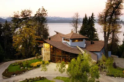 Design Suites Bariloche โรงแรมใน