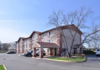 Days Inn by Wyndham Waukegan