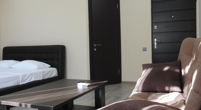 特大床一室房（带梳化床）