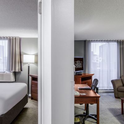 King Suite Hotel Faubourg Montreal Centre-Ville Downtown Promo Code