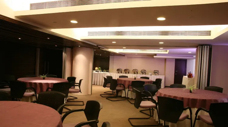 Mosaic Hotel, Noida Dining/Restaurant