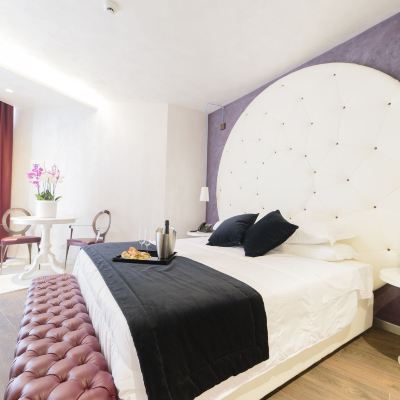Classic Room Hotel Vespasiano Promo Code