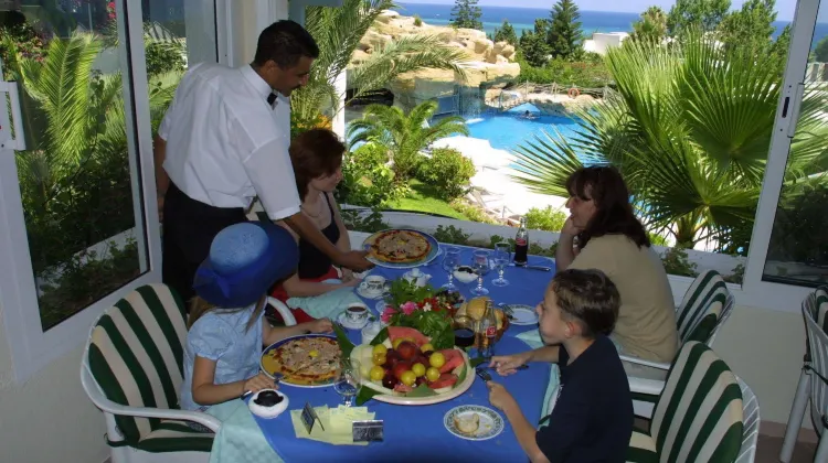 Royal Azur Thalassa Dining/Restaurant