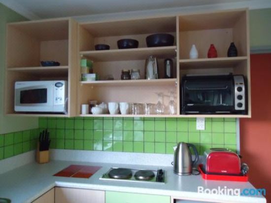 带山景的双人间