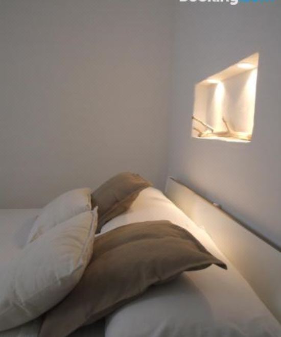 带窗户的双人间