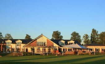 Gut Heckenhof Hotel & Golfresort an der Sieg Gmbh & Co. KG
