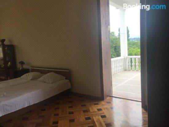 带露台的四人间