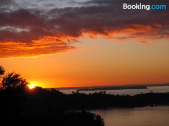 The Nikau Loft Apartment with Sea View