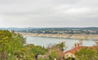 5Br 4BA Lake House with Pool Lake Travis Views by RedAwning