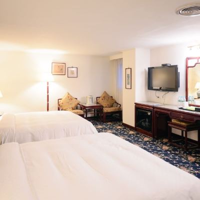 標準四人房 奇異果快捷旅店 - 捷運文心店 （逢甲1店）優惠