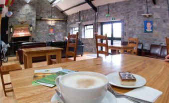 Dare Valley Accommodation - Housity