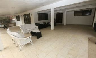 Villa Ayodele - Housity