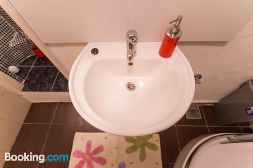 带天井的一室公寓