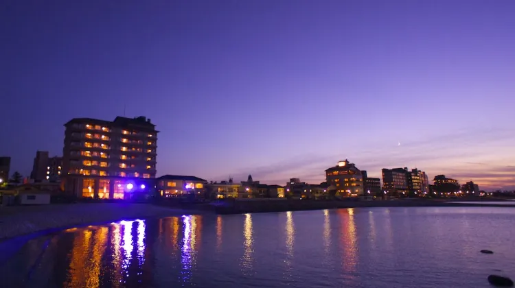 皆生温泉 湯喜望 白扇 外観