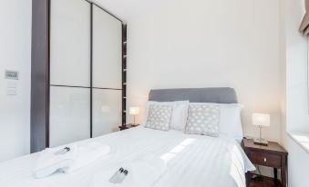 Lcs Liverpool Street Apartments