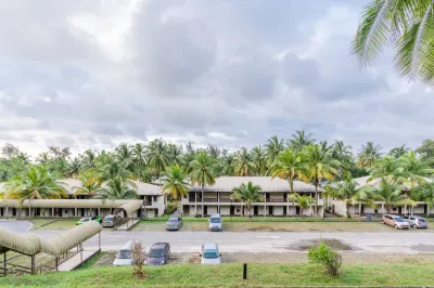 Damai Beach Resort Отели в г. 
