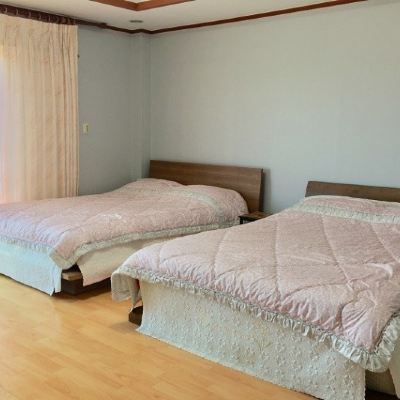 Room 3 (56M2-Double Bed)