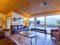 Clarion Pointe Wenatchee Hotels in Wenatchee