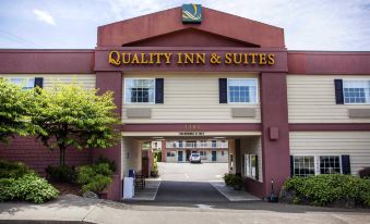 Quality Inn & Suites Bremerton Near Naval Shipyard