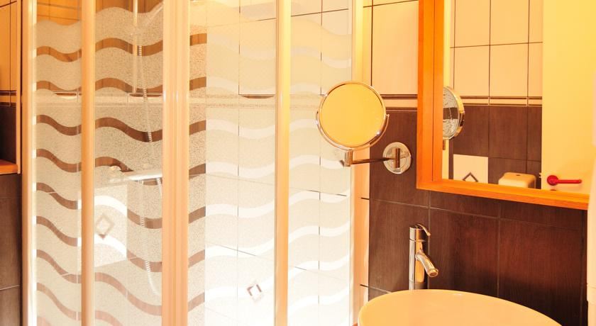 大型双人间 - 带阳台