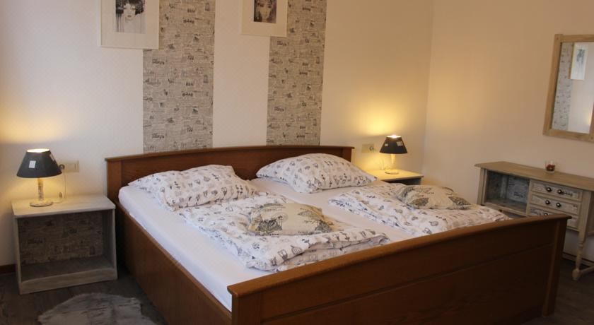 双人房（带独立浴室）