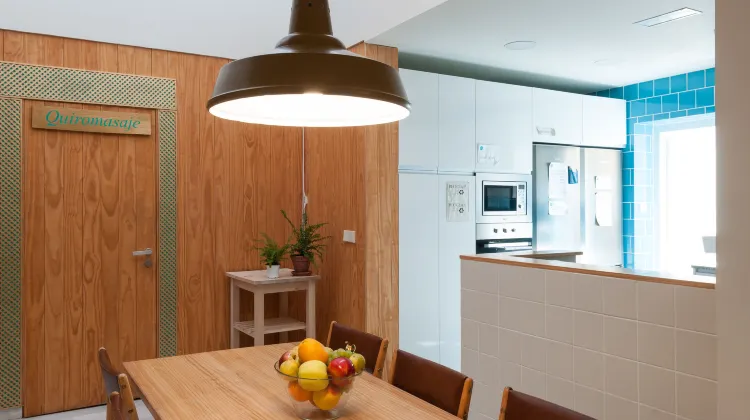 The Nomad Hostel&Pension 食事・レストラン