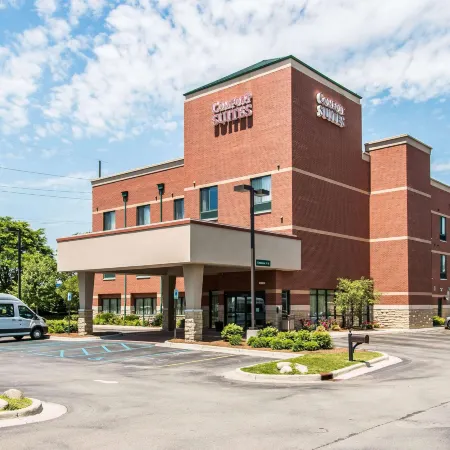 Comfort Suites