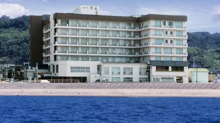 ホテル万長 外観