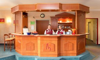 Hotel Montana - Housity