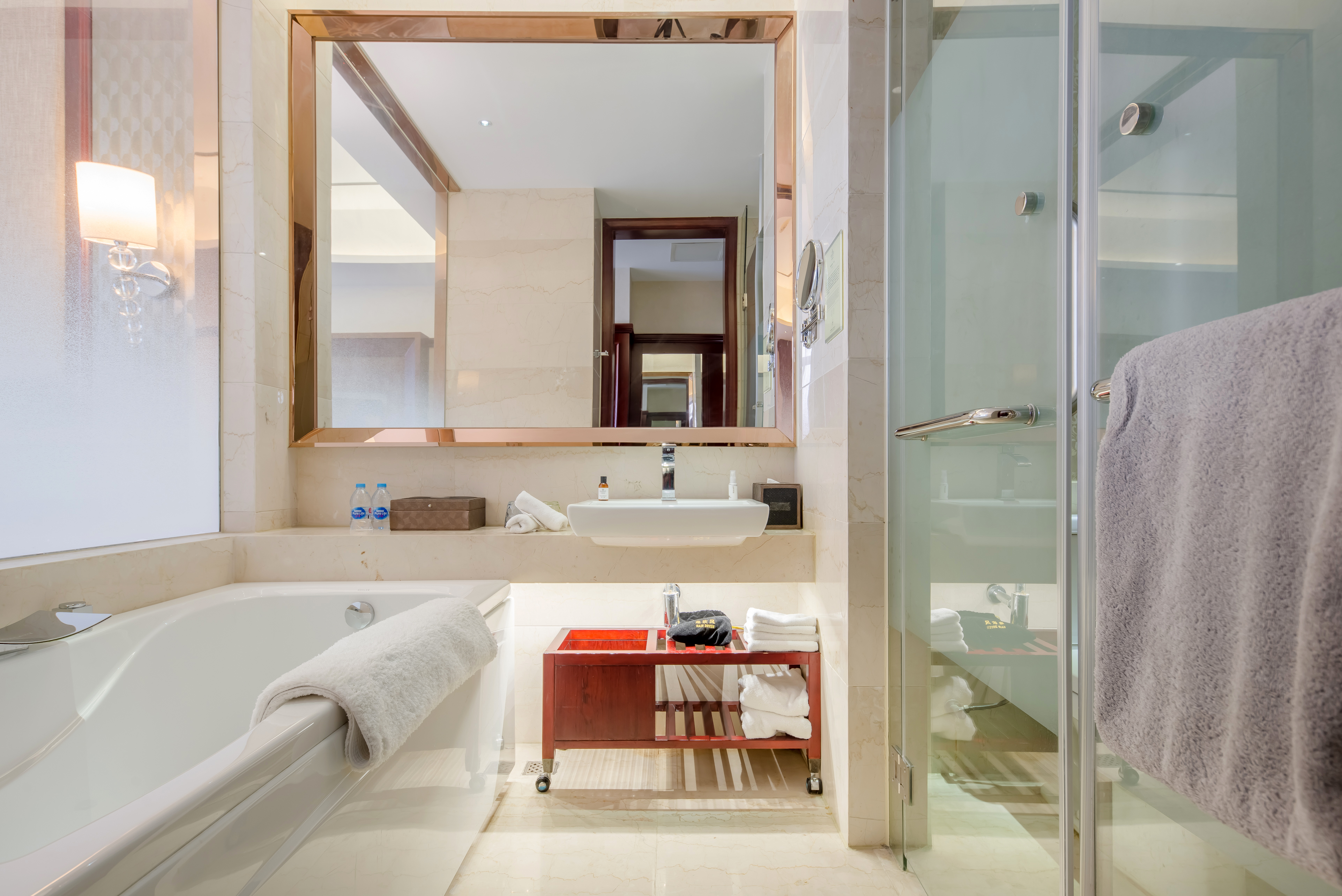 优选豪华大床房