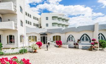 BAJAMAR BEACH HOTEL - Housity