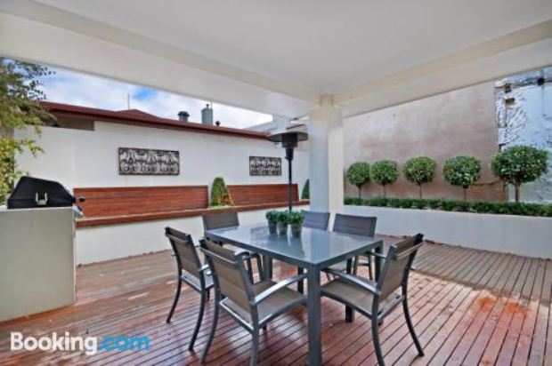 三卧室联排别墅