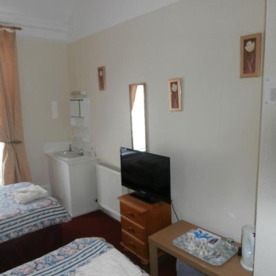 Twin Room with Shared Bathroom