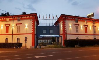 Master Hotel - Housity